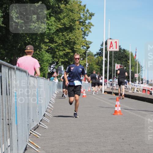 17.08.2025 - KN Förde Triathlon 2025 KatJ http://msf.ph/oto/8605922 17.08.2025 13:49:26 Laufen 525 meine-sportfotos.de