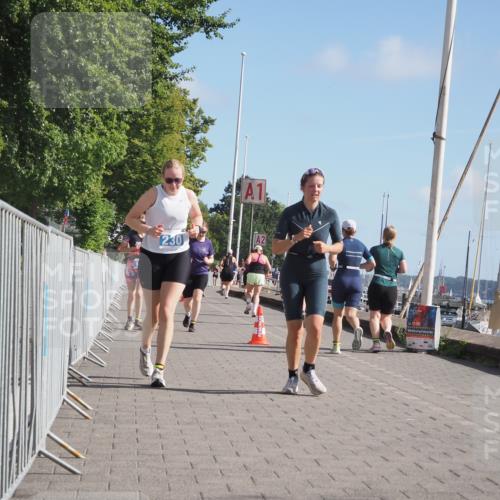 17.08.2025 - KN Förde Triathlon 2025 KatJ http://msf.ph/oto/8605931 17.08.2025 10:30:31 Laufen 170, 188, 230, 240 meine-sportfotos.de