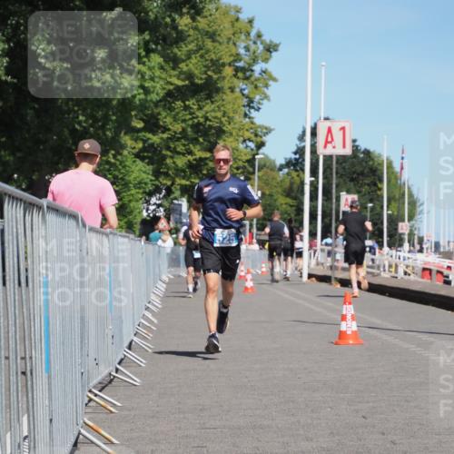 17.08.2025 - KN Förde Triathlon 2025 KatJ http://msf.ph/oto/8605935 17.08.2025 13:49:26 Laufen 525 meine-sportfotos.de
