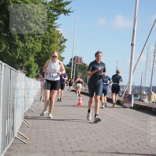 17.08.2025 - KN Förde Triathlon 2025 KatJ http://msf.ph/oto/8605937 17.08.2025 10:30:31 Laufen 170, 188, 230, 240 meine-sportfotos.de