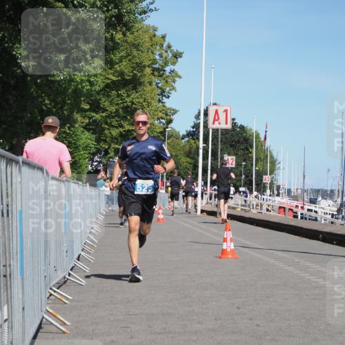 17.08.2025 - KN Förde Triathlon 2025 KatJ http://msf.ph/oto/8605957 17.08.2025 13:49:27 Laufen 525 meine-sportfotos.de
