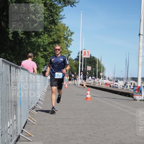 17.08.2025 - KN Förde Triathlon 2025 KatJ http://msf.ph/oto/8605978 17.08.2025 13:49:28 Laufen 525 meine-sportfotos.de