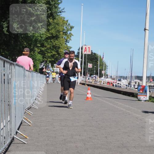 17.08.2025 - KN Förde Triathlon 2025 KatJ http://msf.ph/oto/8606075 17.08.2025 13:49:35 Laufen 357, 516 meine-sportfotos.de