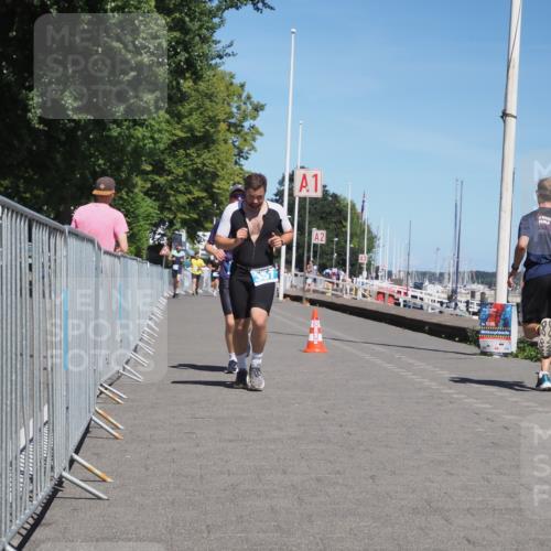 17.08.2025 - KN Förde Triathlon 2025 KatJ http://msf.ph/oto/8606092 17.08.2025 13:49:36 Laufen 357, 516 meine-sportfotos.de
