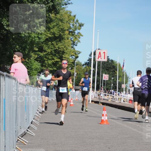 17.08.2025 - KN Förde Triathlon 2025 KatJ http://msf.ph/oto/8606156 17.08.2025 13:49:48 Laufen 482, 513, 528, 536 meine-sportfotos.de