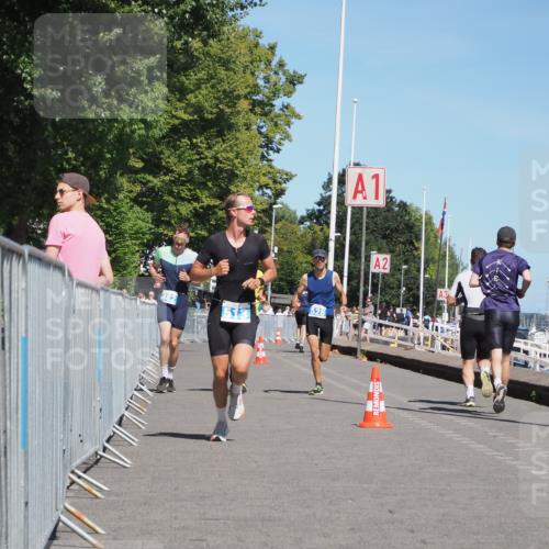 17.08.2025 - KN Förde Triathlon 2025 KatJ http://msf.ph/oto/8606177 17.08.2025 13:49:49 Laufen 482, 513, 528, 536 meine-sportfotos.de