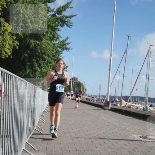 17.08.2025 - KN Förde Triathlon 2025 KatJ http://msf.ph/oto/8606195 17.08.2025 10:30:58 Laufen 167, 185, 243 meine-sportfotos.de