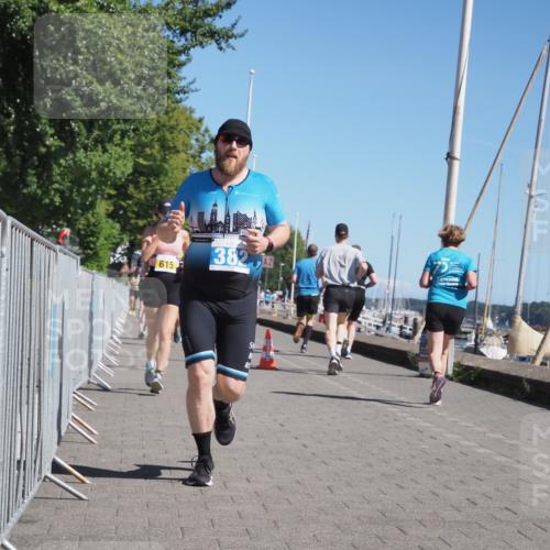 17.08.2025 - KN Förde Triathlon 2025 KatJ http://msf.ph/oto/8606240 17.08.2025 11:58:57 Laufen 296, 320, 345, 349, 382, 615, 621 meine-sportfotos.de