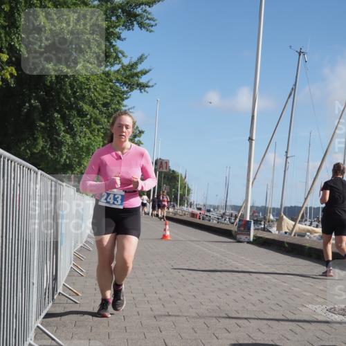 17.08.2025 - KN Förde Triathlon 2025 KatJ http://msf.ph/oto/8606246 17.08.2025 10:31:02 Laufen 216, 243 meine-sportfotos.de