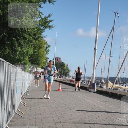 17.08.2025 - KN Förde Triathlon 2025 KatJ http://msf.ph/oto/8606267 17.08.2025 10:31:07 Laufen 216, 231 meine-sportfotos.de