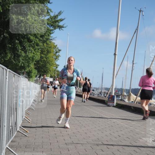 17.08.2025 - KN Förde Triathlon 2025 KatJ http://msf.ph/oto/8606293 17.08.2025 10:31:09 Laufen 216, 231 meine-sportfotos.de
