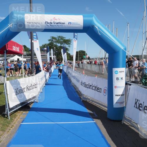 17.08.2025 - KN Förde Triathlon 2025 MichiJ http://msf.ph/oto/8606325 17.08.2025 12:23:16 Laufen 382 meine-sportfotos.de