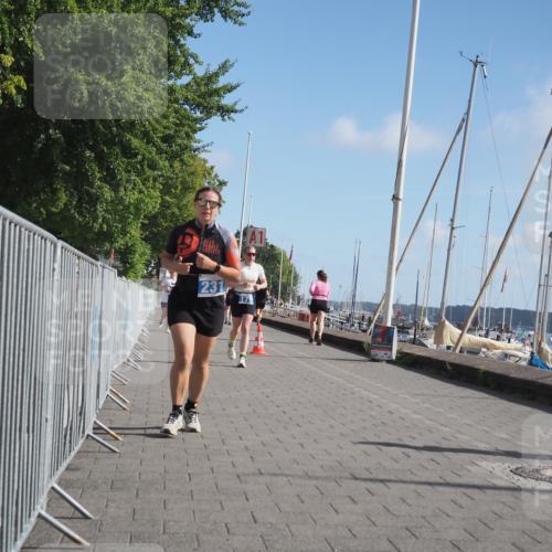 17.08.2025 - KN Förde Triathlon 2025 KatJ http://msf.ph/oto/8606349 17.08.2025 10:31:14 Laufen 139, 179, 231 meine-sportfotos.de