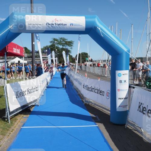 17.08.2025 - KN Förde Triathlon 2025 MichiJ http://msf.ph/oto/8606354 17.08.2025 12:23:17 Laufen 382 meine-sportfotos.de