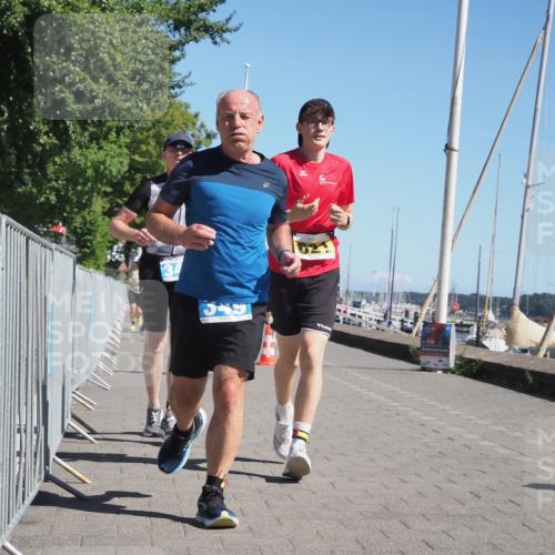 17.08.2025 - KN Förde Triathlon 2025 KatJ http://msf.ph/oto/8606404 17.08.2025 11:59:04 Laufen 320, 345, 349, 361, 605, 608, 621 meine-sportfotos.de