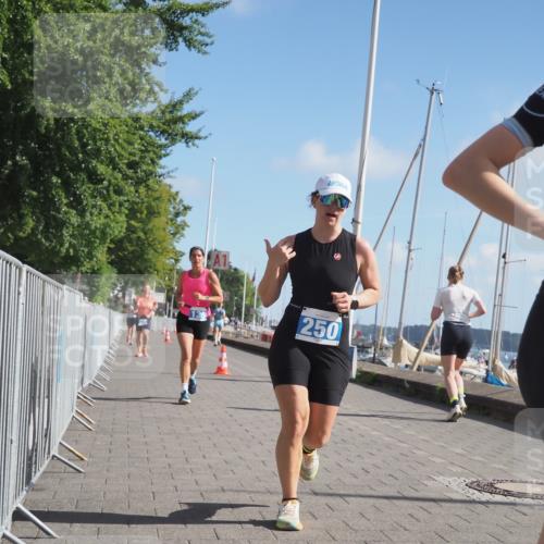 17.08.2025 - KN Förde Triathlon 2025 KatJ http://msf.ph/oto/8606500 17.08.2025 10:31:25 Laufen 135, 139, 140, 250 meine-sportfotos.de