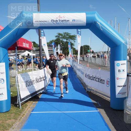 17.08.2025 - KN Förde Triathlon 2025 MichiJ http://msf.ph/oto/8606507 17.08.2025 12:23:24 Laufen 382, 613 meine-sportfotos.de