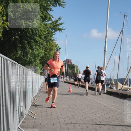 17.08.2025 - KN Förde Triathlon 2025 KatJ http://msf.ph/oto/8606554 17.08.2025 10:31:33 Laufen 111, 153, 235 meine-sportfotos.de