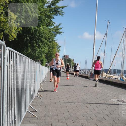 17.08.2025 - KN Förde Triathlon 2025 KatJ http://msf.ph/oto/8606597 17.08.2025 10:31:36 Laufen 111, 153, 235 meine-sportfotos.de