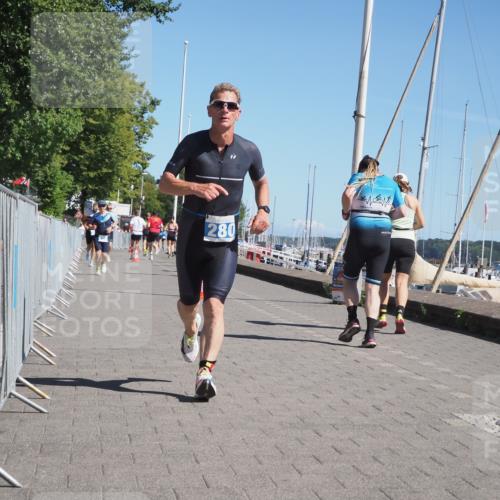 17.08.2025 - KN Förde Triathlon 2025 KatJ http://msf.ph/oto/8606682 17.08.2025 11:59:23 Laufen 280, 285, 307 meine-sportfotos.de