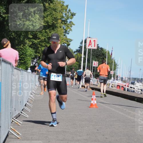 17.08.2025 - KN Förde Triathlon 2025 KatJ http://msf.ph/oto/8606753 17.08.2025 13:50:49 Laufen 455, 494 meine-sportfotos.de