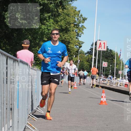 17.08.2025 - KN Förde Triathlon 2025 KatJ http://msf.ph/oto/8606804 17.08.2025 13:50:55 Laufen 455, 487 meine-sportfotos.de
