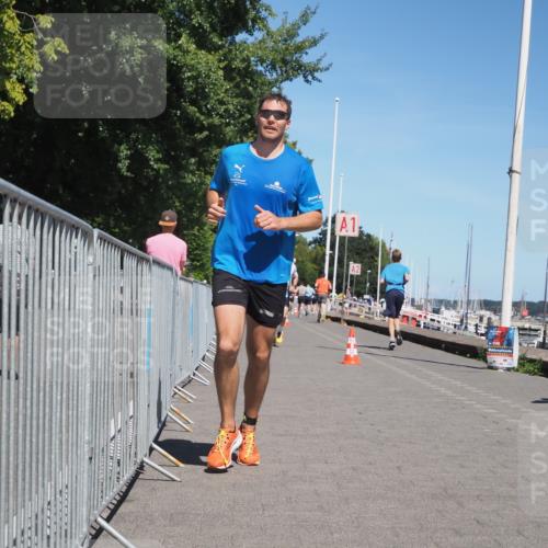 17.08.2025 - KN Förde Triathlon 2025 KatJ http://msf.ph/oto/8606836 17.08.2025 13:50:56 Laufen 455, 487 meine-sportfotos.de