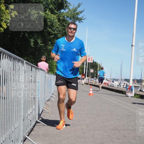17.08.2025 - KN Förde Triathlon 2025 KatJ http://msf.ph/oto/8606842 17.08.2025 13:50:56 Laufen 455, 487 meine-sportfotos.de