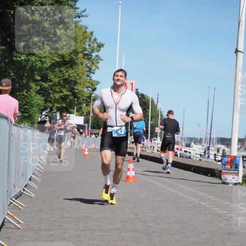 17.08.2025 - KN Förde Triathlon 2025 KatJ http://msf.ph/oto/8606874 17.08.2025 13:51:00 Laufen 455, 487 meine-sportfotos.de