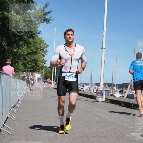 17.08.2025 - KN Förde Triathlon 2025 KatJ http://msf.ph/oto/8606911 17.08.2025 13:51:02 Laufen 395, 487 meine-sportfotos.de