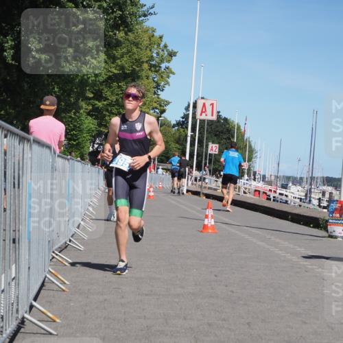 17.08.2025 - KN Förde Triathlon 2025 KatJ http://msf.ph/oto/8606925 17.08.2025 13:51:08 Laufen 395, 517 meine-sportfotos.de