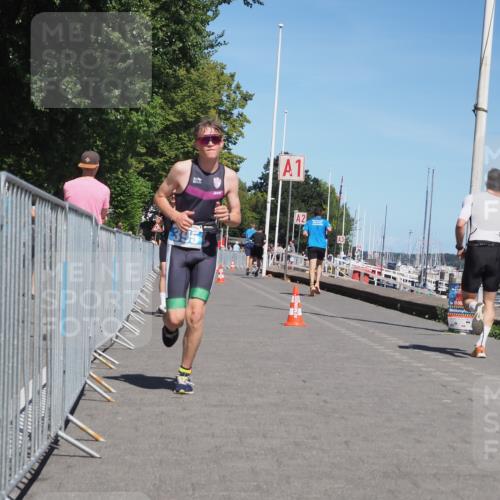 17.08.2025 - KN Förde Triathlon 2025 KatJ http://msf.ph/oto/8606934 17.08.2025 13:51:08 Laufen 395, 517 meine-sportfotos.de