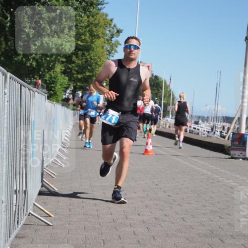 17.08.2025 - KN Förde Triathlon 2025 KatJ http://msf.ph/oto/8606951 17.08.2025 11:59:47 Laufen 271, 279, 352, 614 meine-sportfotos.de