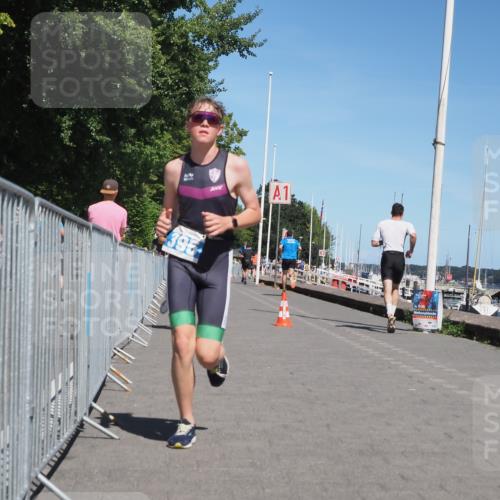 17.08.2025 - KN Förde Triathlon 2025 KatJ http://msf.ph/oto/8606959 17.08.2025 13:51:09 Laufen 395, 517 meine-sportfotos.de