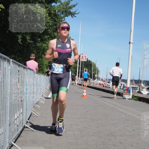 17.08.2025 - KN Förde Triathlon 2025 KatJ http://msf.ph/oto/8606962 17.08.2025 13:51:09 Laufen 395, 517 meine-sportfotos.de