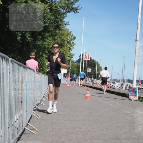 17.08.2025 - KN Förde Triathlon 2025 KatJ http://msf.ph/oto/8606978 17.08.2025 13:51:11 Laufen 395, 517 meine-sportfotos.de
