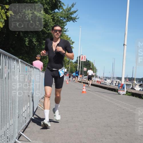 17.08.2025 - KN Förde Triathlon 2025 KatJ http://msf.ph/oto/8607007 17.08.2025 13:51:13 Laufen 395, 498, 517 meine-sportfotos.de