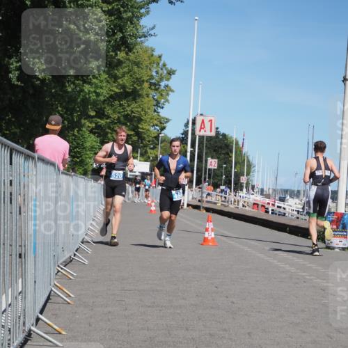 17.08.2025 - KN Förde Triathlon 2025 KatJ http://msf.ph/oto/8607019 17.08.2025 13:51:18 Laufen 498, 520 meine-sportfotos.de
