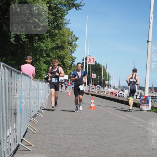 17.08.2025 - KN Förde Triathlon 2025 KatJ http://msf.ph/oto/8607028 17.08.2025 13:51:18 Laufen 498, 520 meine-sportfotos.de