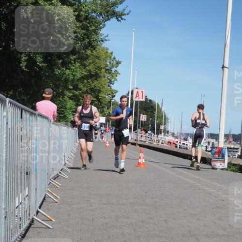 17.08.2025 - KN Förde Triathlon 2025 KatJ http://msf.ph/oto/8607029 17.08.2025 13:51:19 Laufen 498, 520 meine-sportfotos.de