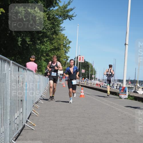 17.08.2025 - KN Förde Triathlon 2025 KatJ http://msf.ph/oto/8607039 17.08.2025 13:51:19 Laufen 498, 520 meine-sportfotos.de
