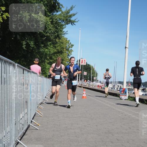 17.08.2025 - KN Förde Triathlon 2025 KatJ http://msf.ph/oto/8607053 17.08.2025 13:51:20 Laufen 498, 520 meine-sportfotos.de