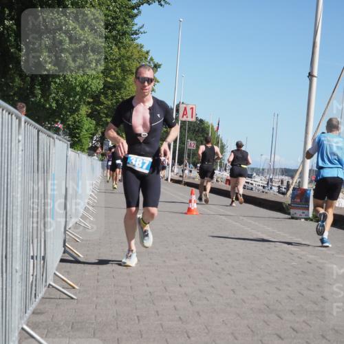 17.08.2025 - KN Förde Triathlon 2025 KatJ http://msf.ph/oto/8607100 17.08.2025 11:59:57 Laufen 279, 295, 309, 387 meine-sportfotos.de