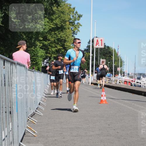 17.08.2025 - KN Förde Triathlon 2025 KatJ http://msf.ph/oto/8607102 17.08.2025 13:51:37 Laufen 438, 526, 532 meine-sportfotos.de