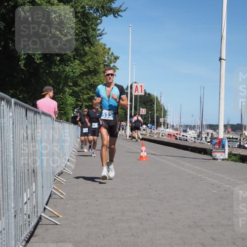 17.08.2025 - KN Förde Triathlon 2025 KatJ http://msf.ph/oto/8607106 17.08.2025 13:51:38 Laufen 438, 511, 526, 532 meine-sportfotos.de