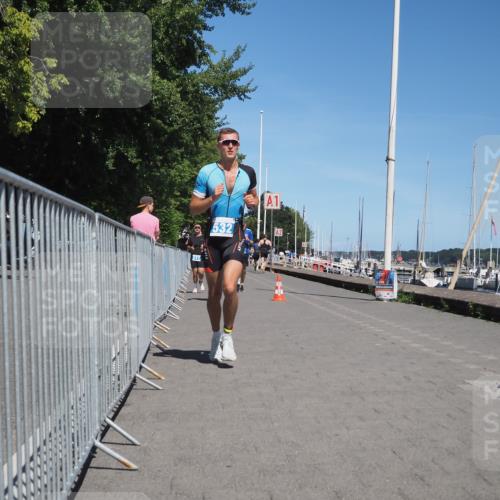17.08.2025 - KN Förde Triathlon 2025 KatJ http://msf.ph/oto/8607118 17.08.2025 13:51:39 Laufen 438, 511, 526, 532 meine-sportfotos.de