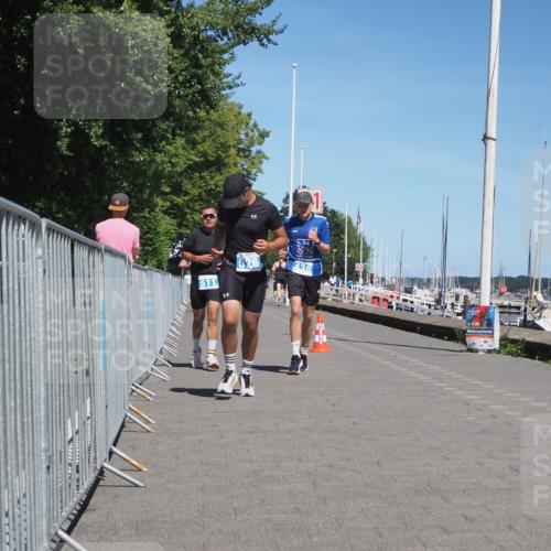 17.08.2025 - KN Förde Triathlon 2025 KatJ http://msf.ph/oto/8607136 17.08.2025 13:51:42 Laufen 438, 511, 526, 532 meine-sportfotos.de