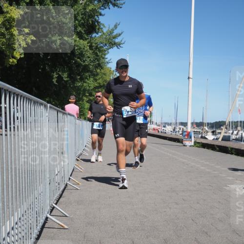 17.08.2025 - KN Förde Triathlon 2025 KatJ http://msf.ph/oto/8607169 17.08.2025 13:51:44 Laufen 438, 511, 526 meine-sportfotos.de