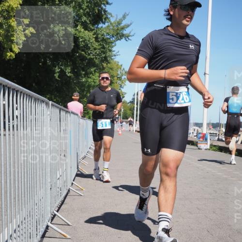 17.08.2025 - KN Förde Triathlon 2025 KatJ http://msf.ph/oto/8607180 17.08.2025 13:51:45 Laufen 438, 511, 526 meine-sportfotos.de