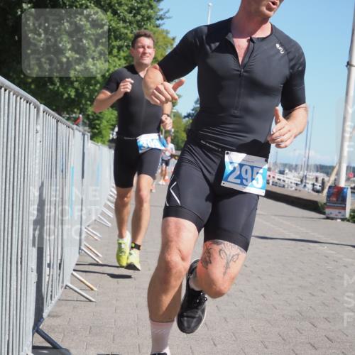 17.08.2025 - KN Förde Triathlon 2025 KatJ http://msf.ph/oto/8607209 17.08.2025 12:00:04 Laufen 266, 295, 304, 309 meine-sportfotos.de